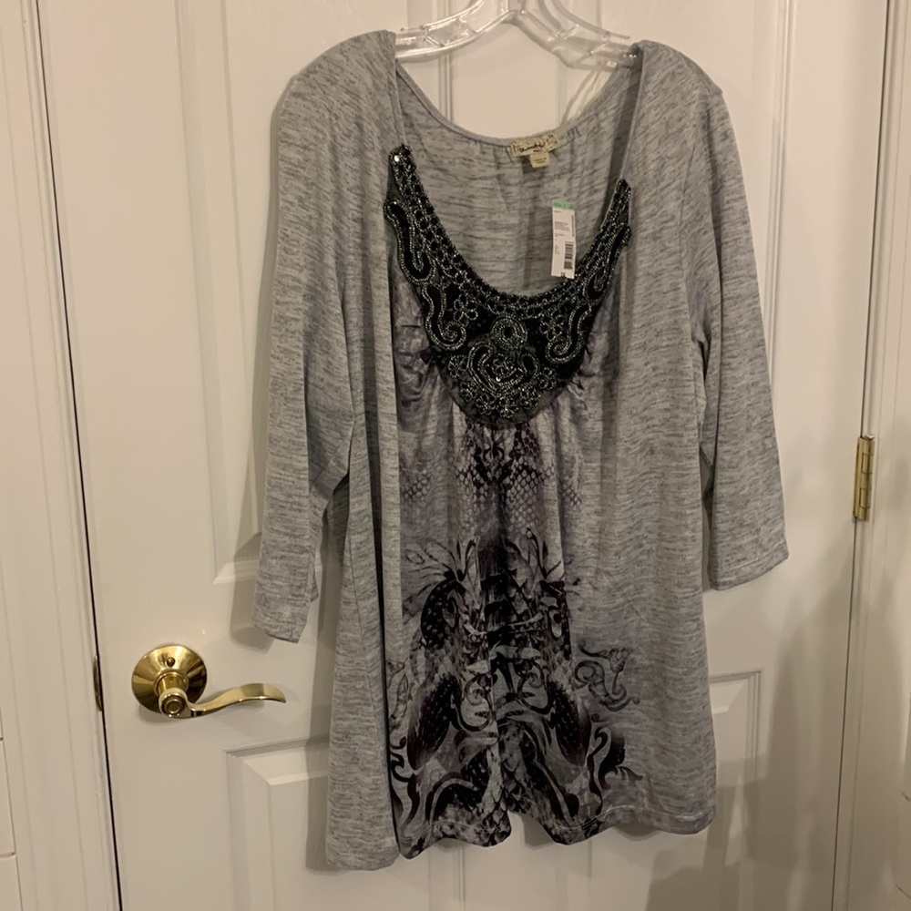 NWT- Live and Let Live Beaded Hacci Top, Python Heather Gray; P:24”,‎ L:29.5”